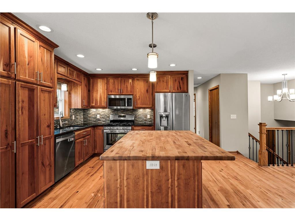 5680 Flint Trail Wyoming MN 55092 6691448 image1