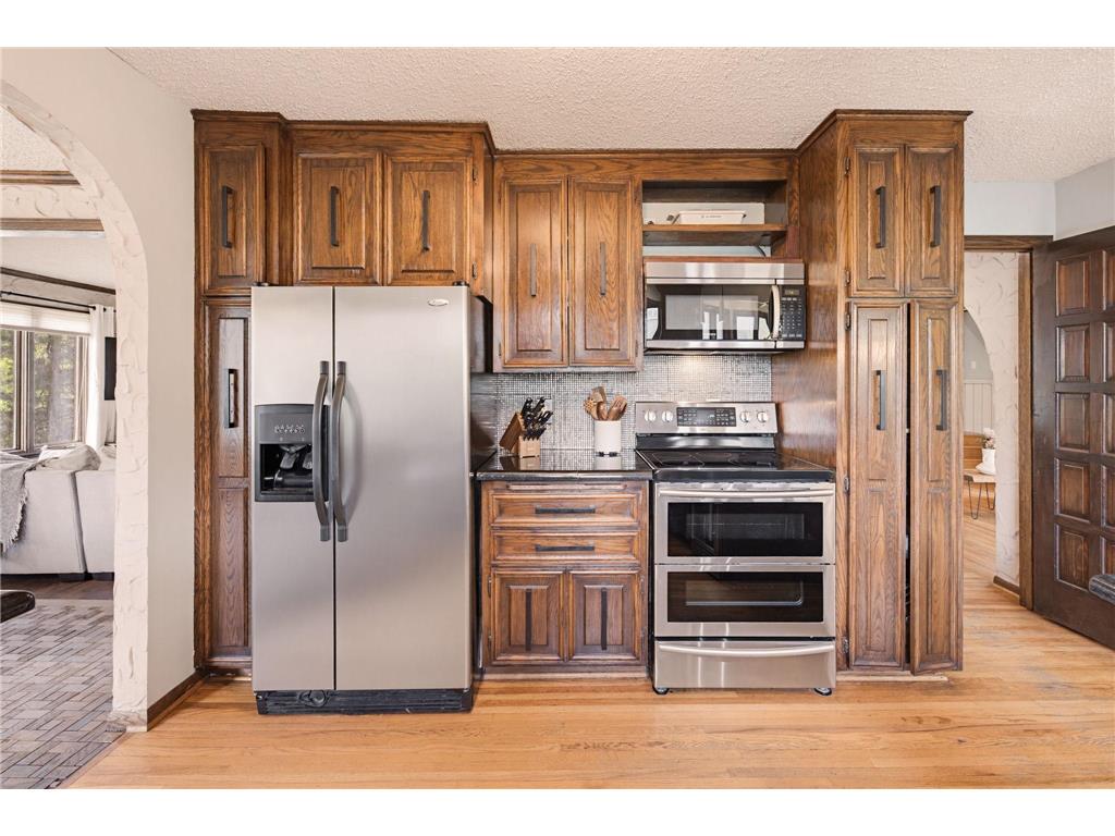 5688 Arthur Street NE Fridley MN 55432 7063048 image10