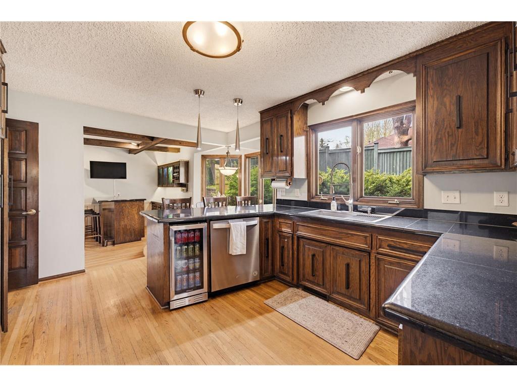 5688 Arthur Street NE Fridley MN 55432 7063048 image14