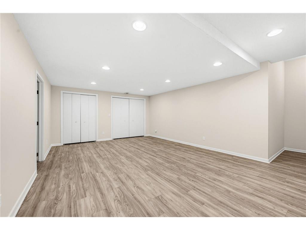 5688 Arthur Street NE Fridley MN 55432 7063048 image40