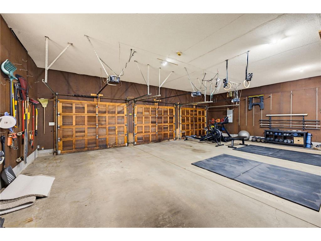5688 Arthur Street NE Fridley MN 55432 7063048 image47