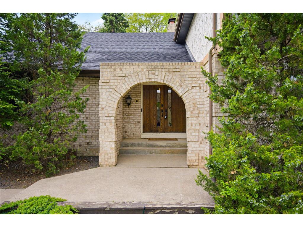 5688 Arthur Street NE Fridley MN 55432 7063048 image50