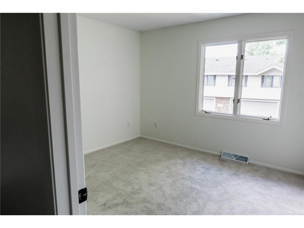 5688 Royal Oaks Drive Shoreview MN 55126 7100431 image33