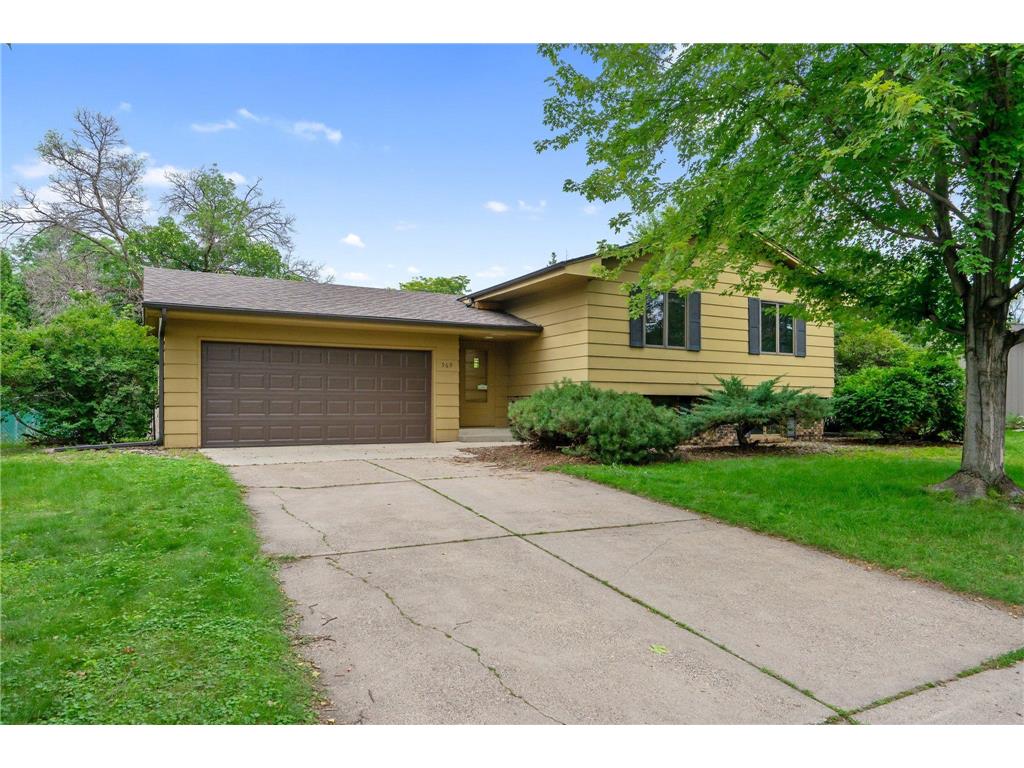 569 Woodhill Drive Roseville MN 55113 6416413 image1