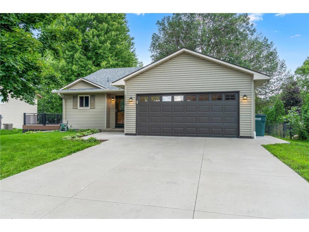 5690 Deer Trail E Shoreview MN 55126 6561588 image1