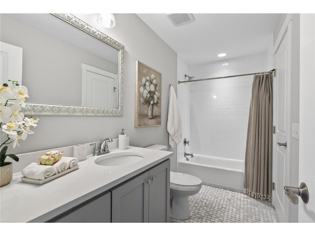 5690 Zanzibar Lane N Plymouth MN 55446 7014799 image50