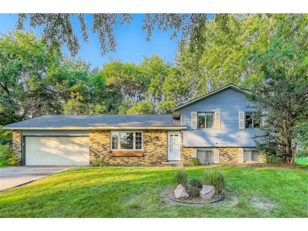 5692 Upper 136th Street Court W Apple Valley MN 55124 6479904 image1