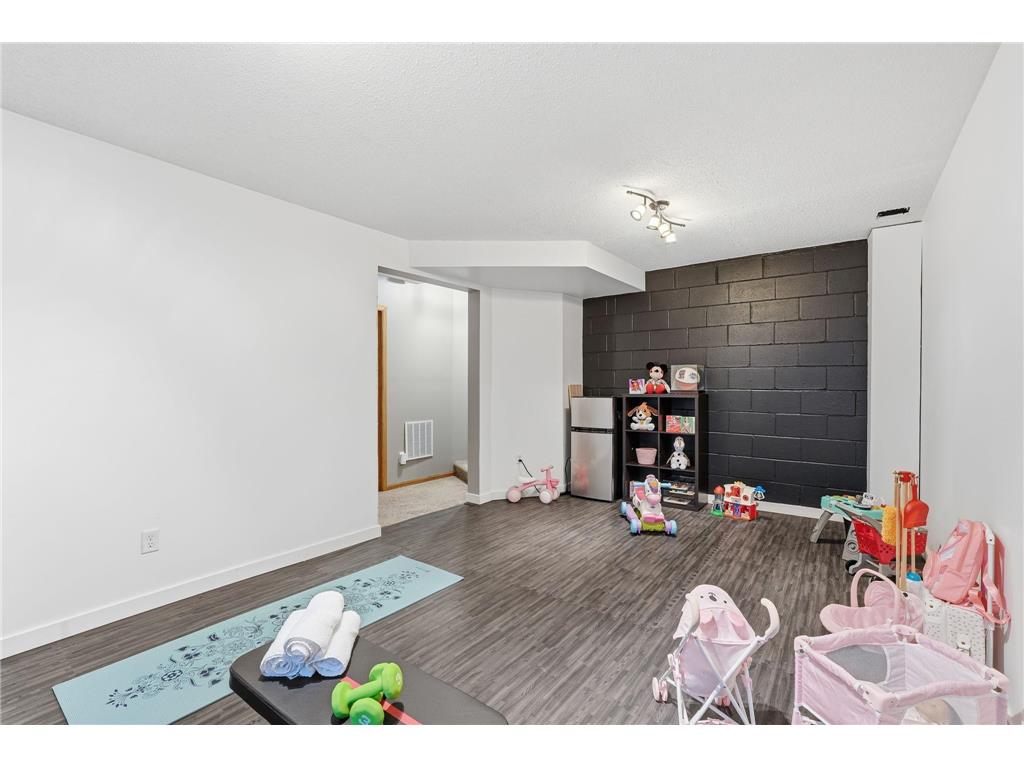 5695 Yucca Lane N Plymouth MN 55446 7005271 image35