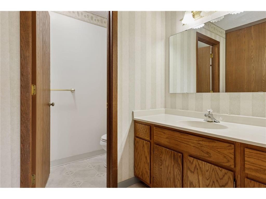 5697 Green Circle Drive #219 Minnetonka MN 55343 6797452 image18