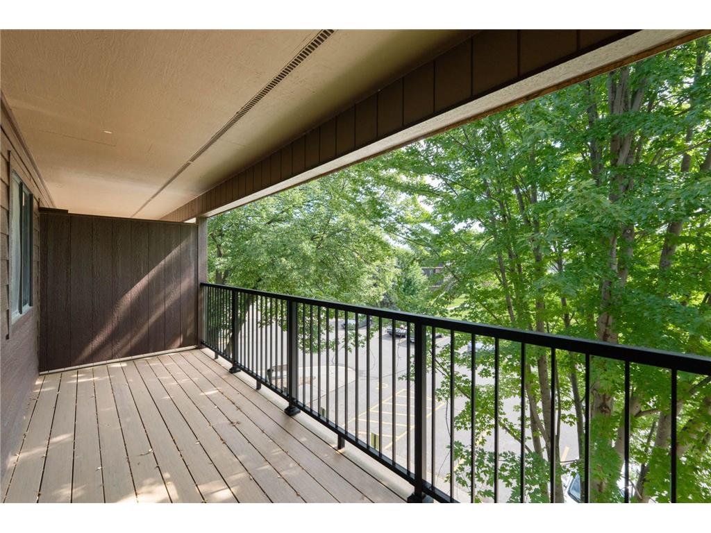 5697 Green Circle Drive #315 Minnetonka MN 55343 7109532 image4
