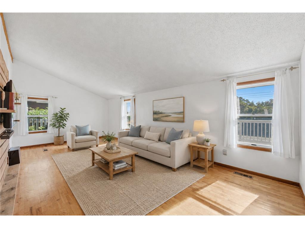 5698 Stagecoach Trail N Oak Park Heights MN 55082 7079897 image4