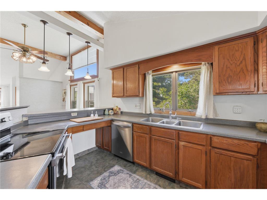 5698 Stagecoach Trail N Oak Park Heights MN 55082 7079897 image8