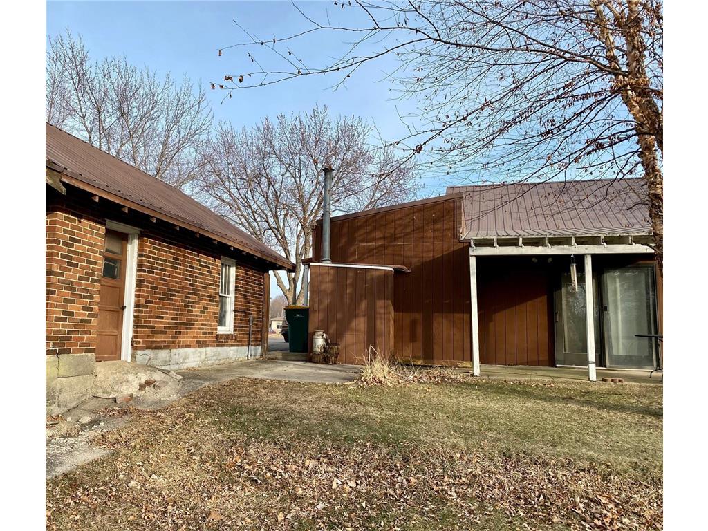 570 2nd Avenue N Windom MN 56101 6644433 image10