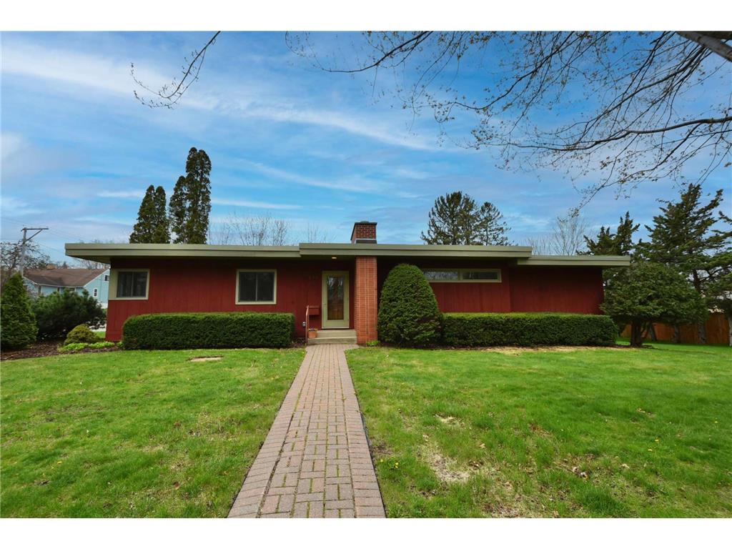 570 2nd Avenue, Zumbrota, MN, 55992 MLS 6527035 Edina Realty