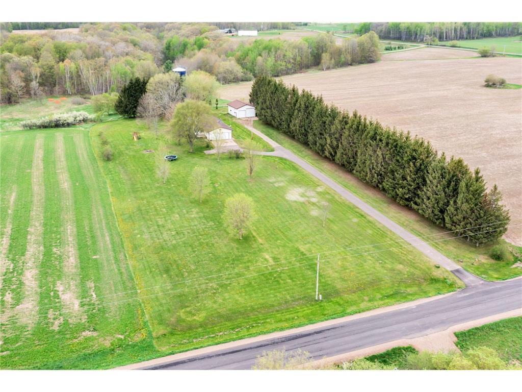 570 3rd Street Clayton WI 54004 6364995 image1
