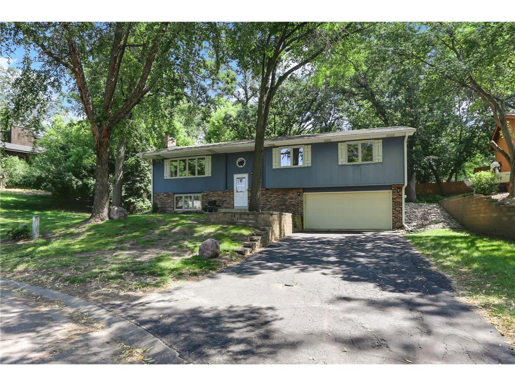 570 Crestview Drive S Maplewood MN 55119 6756383 image1