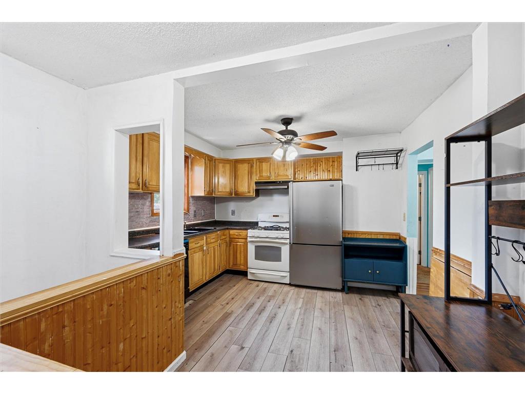 570 Ironton Street NE Fridley MN 55432 7110012 image1