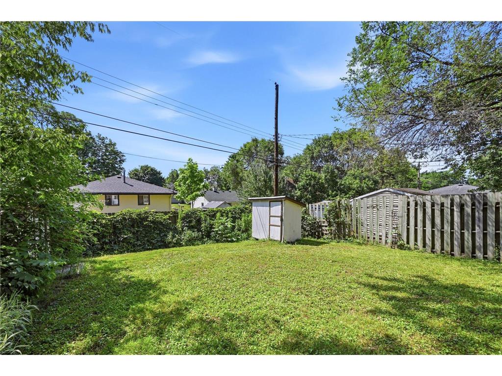 570 Ironton Street NE Fridley MN 55432 7110012 image13