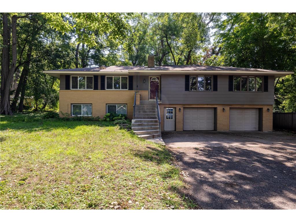 570 Oakwood Drive Anoka MN 55303 - Mississippi 6409333 image1
