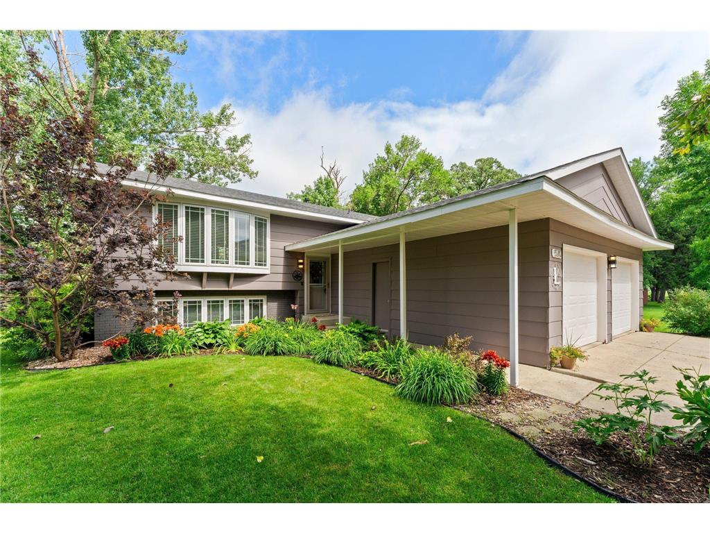 570 Roberts Street SW Hutchinson MN 55350 6742906 image1