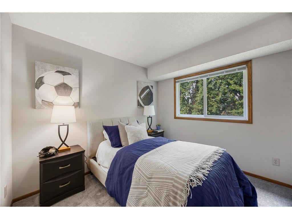 5700 Deer Trail E Shoreview MN 55126 7109425 image12
