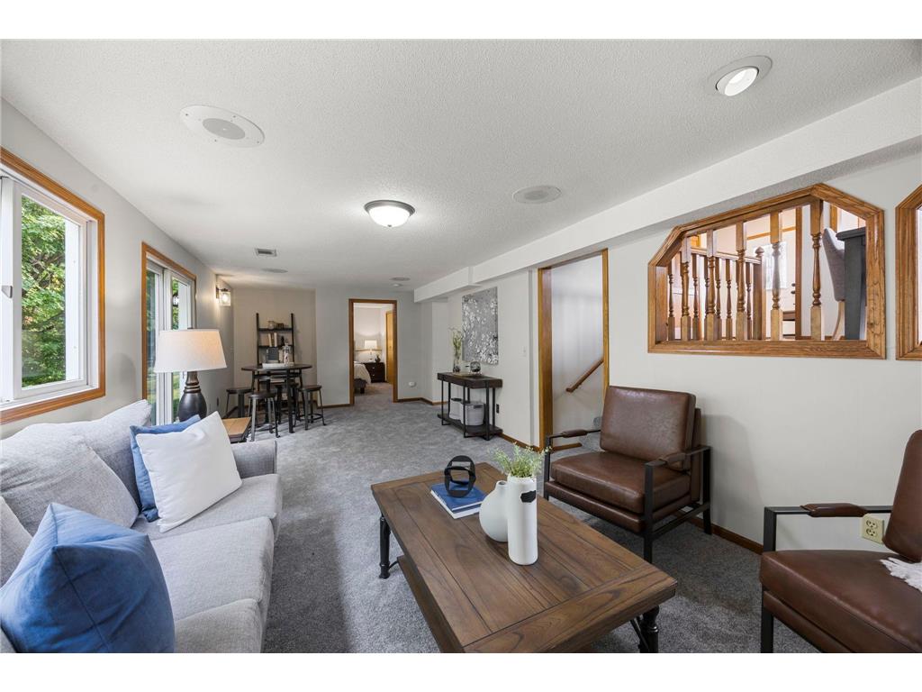 5700 Deer Trail E Shoreview MN 55126 7109425 image15