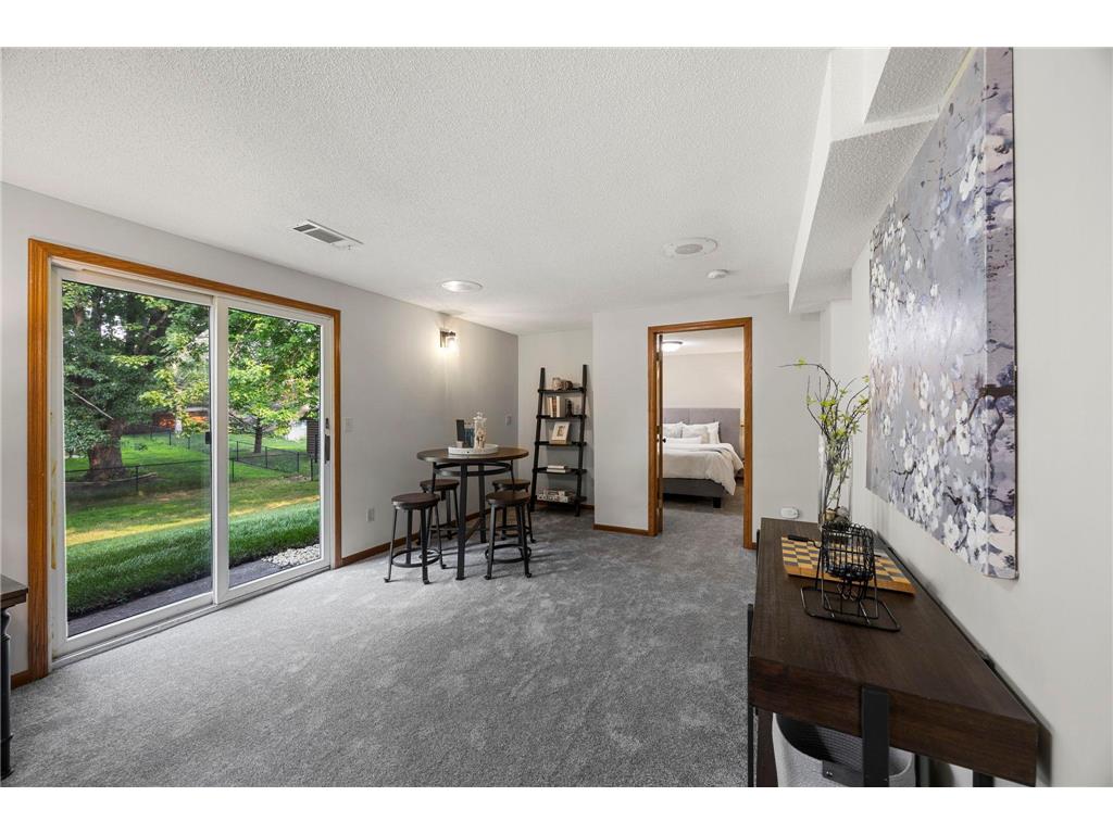 5700 Deer Trail E Shoreview MN 55126 7109425 image16
