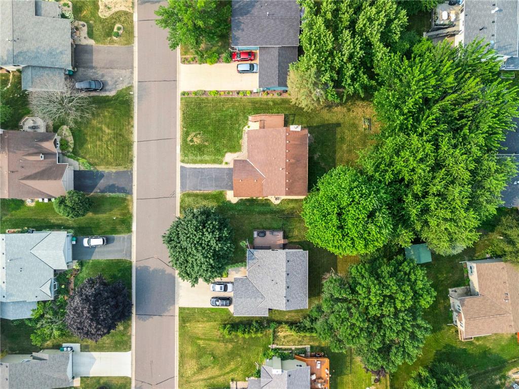 5700 Deer Trail E Shoreview MN 55126 7109425 image2
