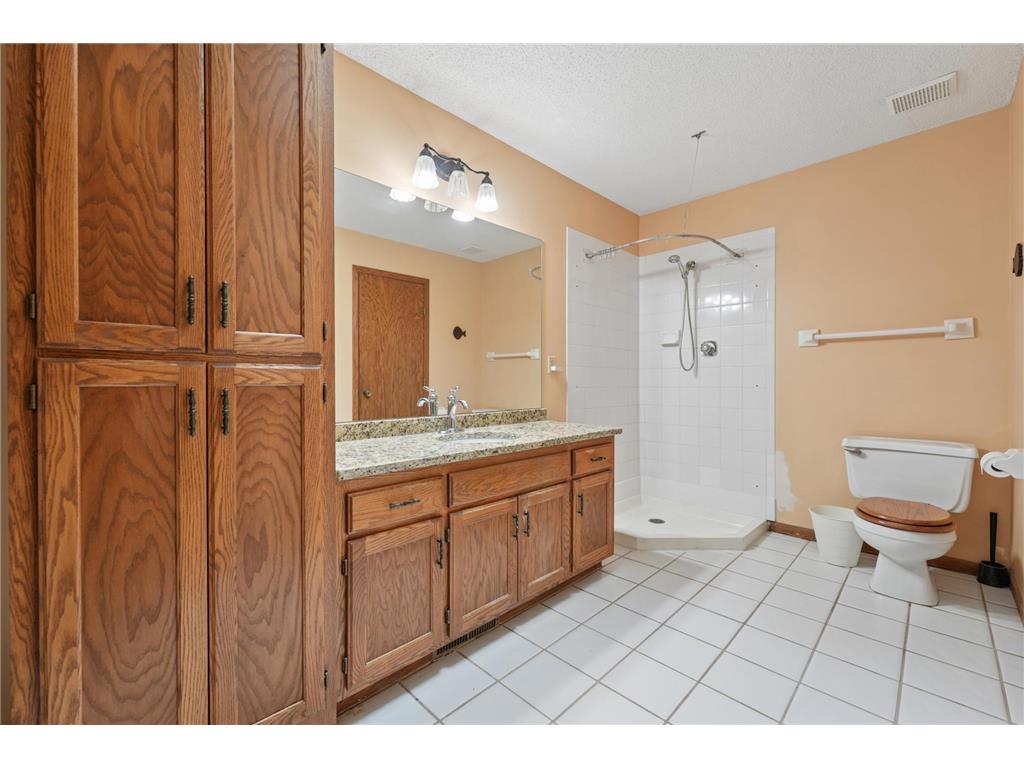 5700 Willow Trail Shoreview MN 55126 7058533 image16