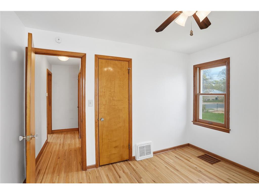 5701 38th Avenue S Minneapolis MN 55417 6781642 image10
