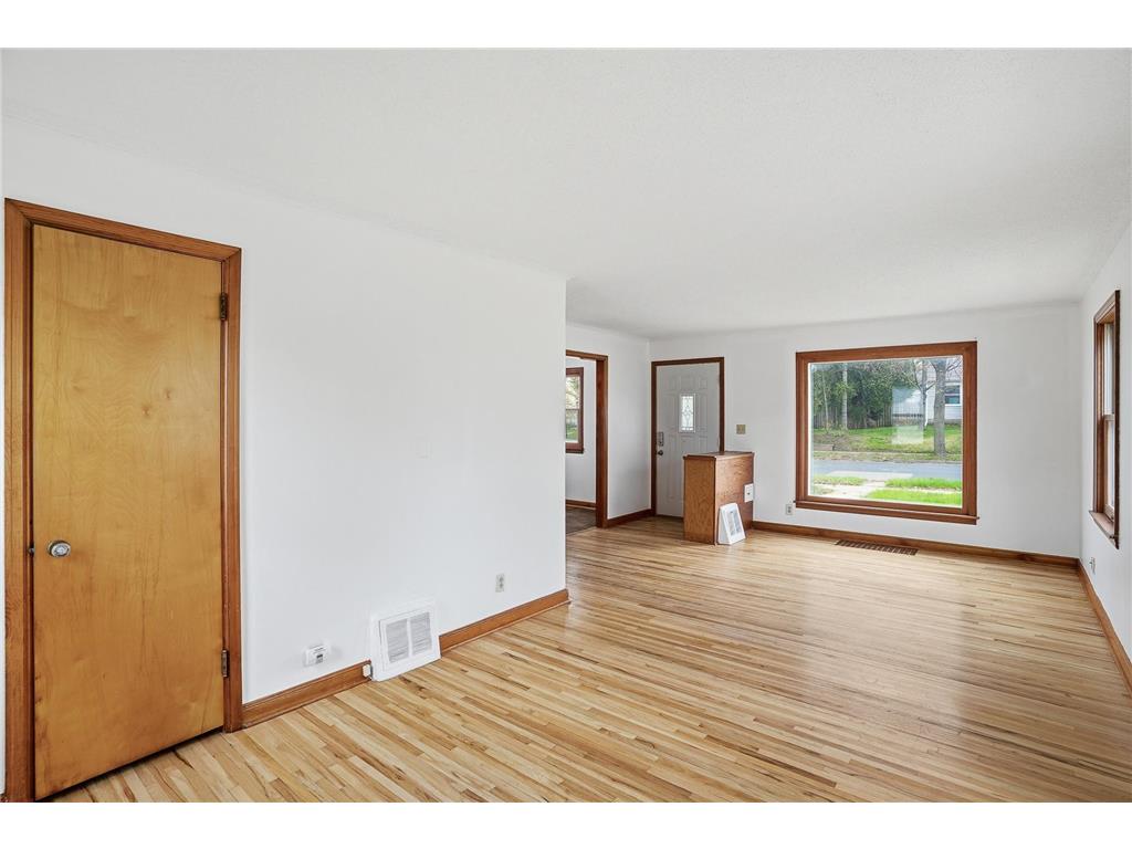 5701 38th Avenue S Minneapolis MN 55417 6781642 image2
