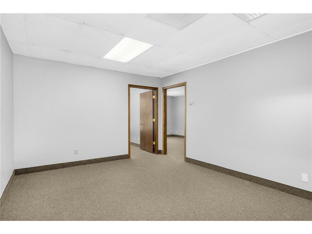 5701 Kentucky Avenue N Crystal MN 55428 7077270 image25