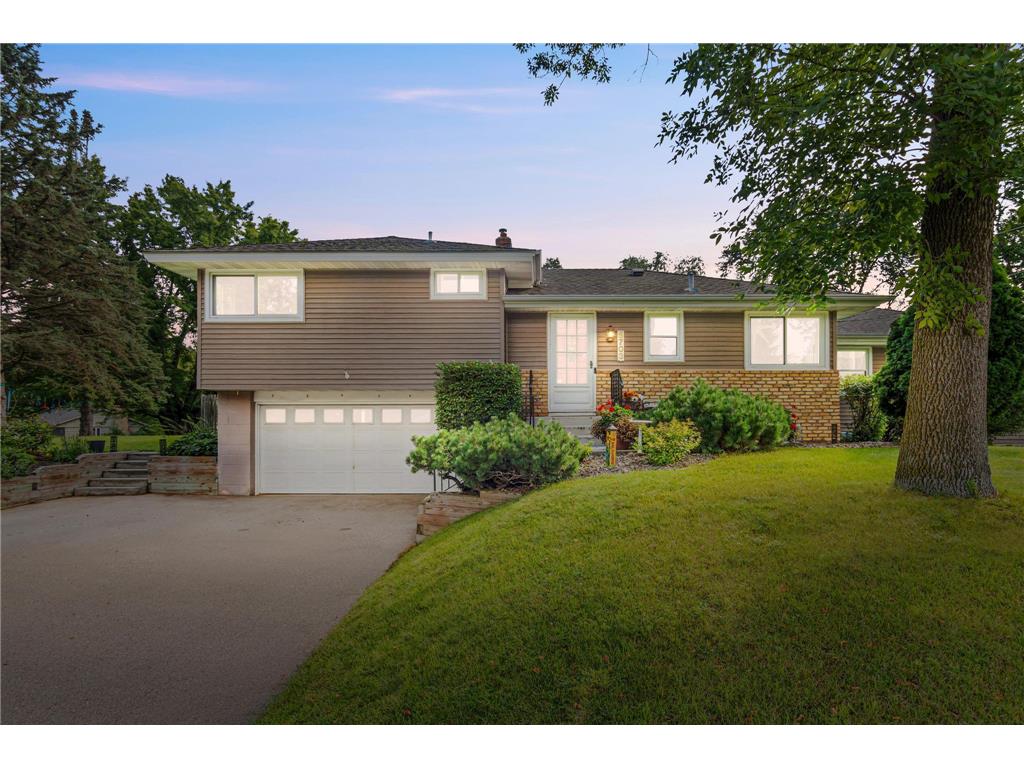 5703 Oakview Lane Minnetonka MN 55345 6778998 image1