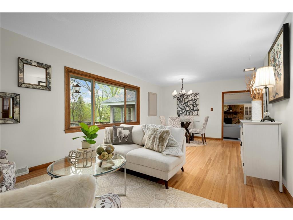 5703 Oakview Lane Minnetonka MN 55345 7054505 image11