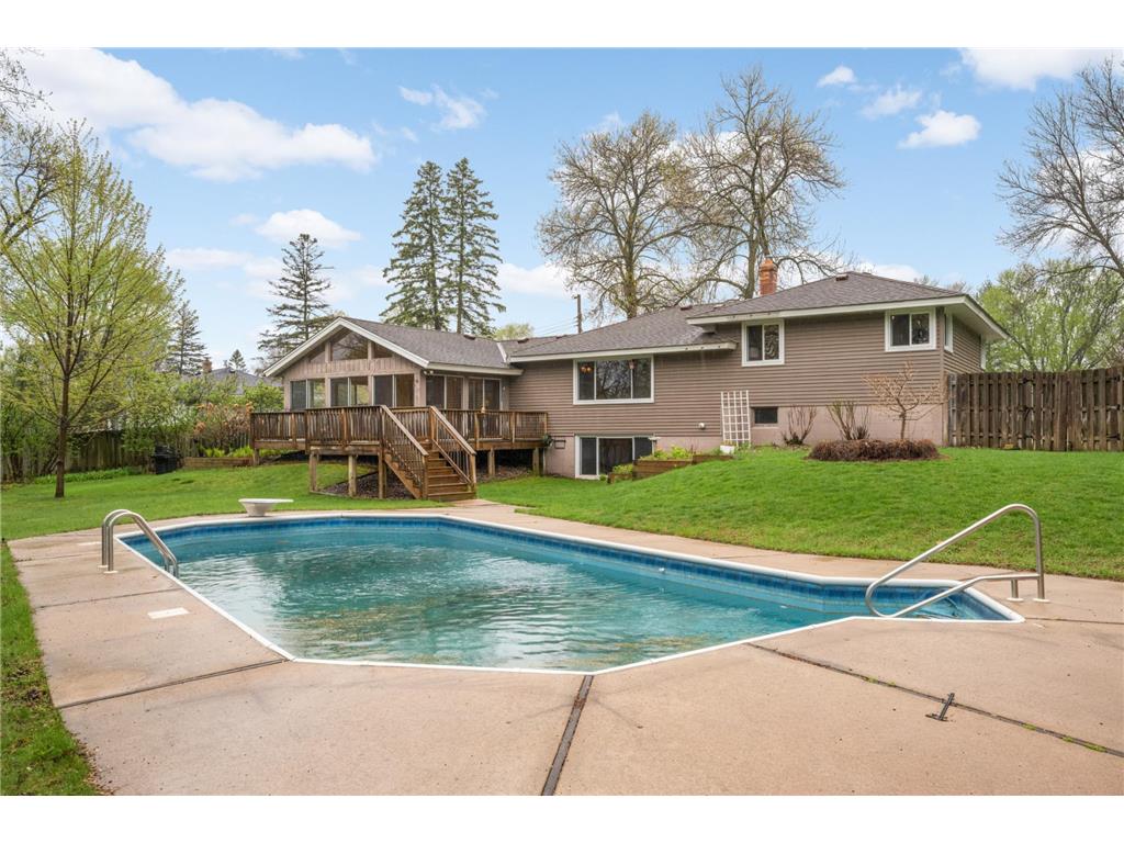 5703 Oakview Lane Minnetonka MN 55345 7054505 image2