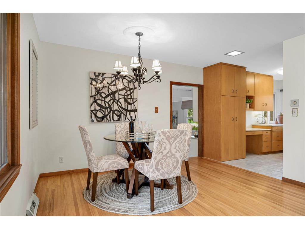 5703 Oakview Lane Minnetonka MN 55345 7054505 image8