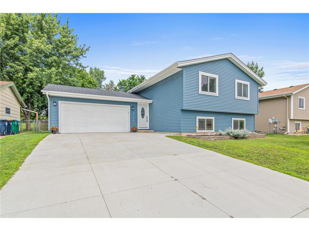 5704 Cedarwood Street NE Prior Lake MN 55372 6750414 image1