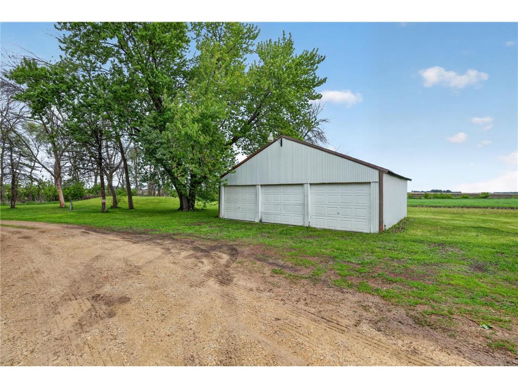 57042 & 57046 160th Avenue Concord Twp MN 55985 7076324 image40