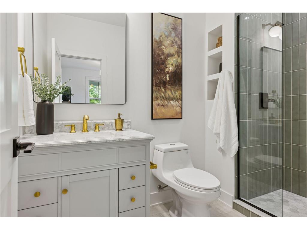5705 Dupont Avenue S Minneapolis MN 55419 7081673 image34