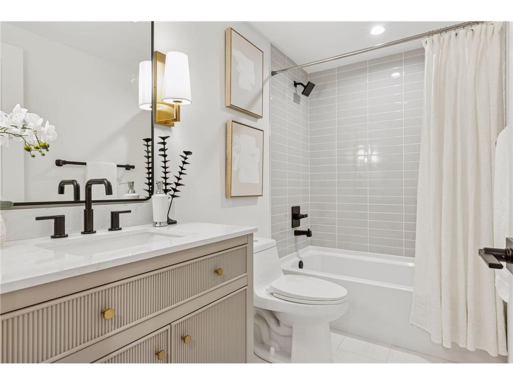 5705 Dupont Avenue S Minneapolis MN 55419 7081673 image64