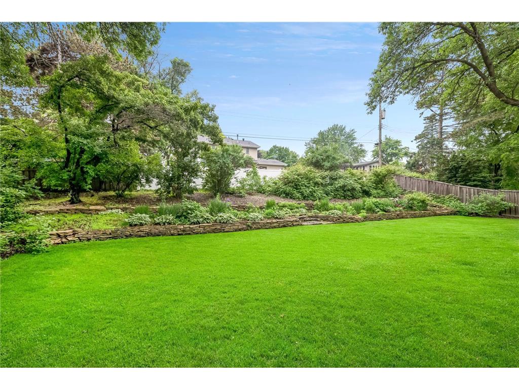 5705 Grace Terrace Edina MN 55439 7066387 image2