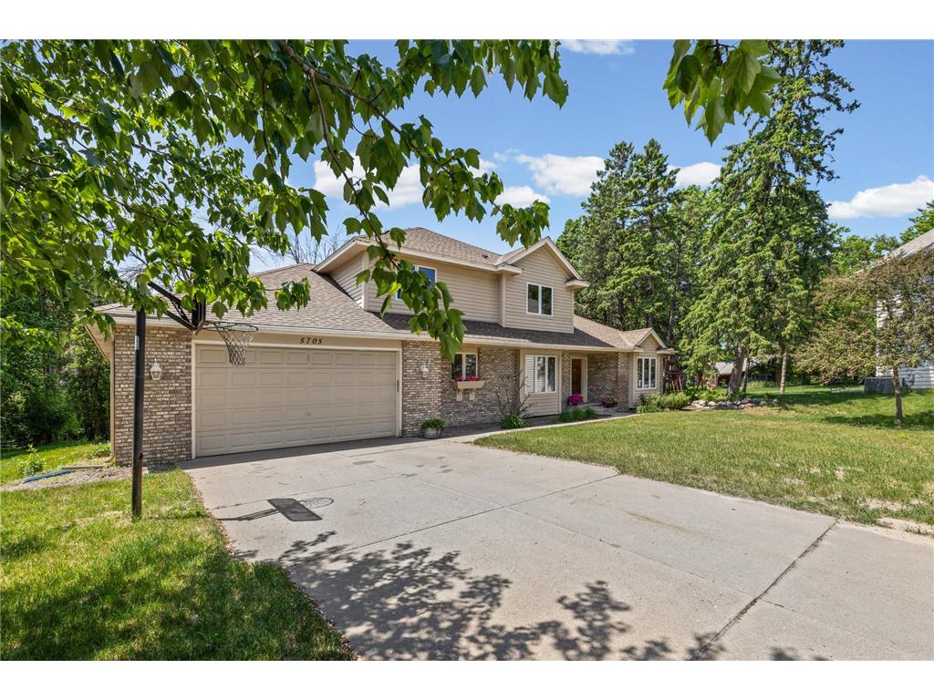 5705 Lois Lane Shoreview MN 55126 7079672 image2