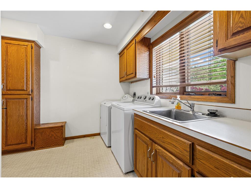 5705 Lois Lane Shoreview MN 55126 7079672 image20