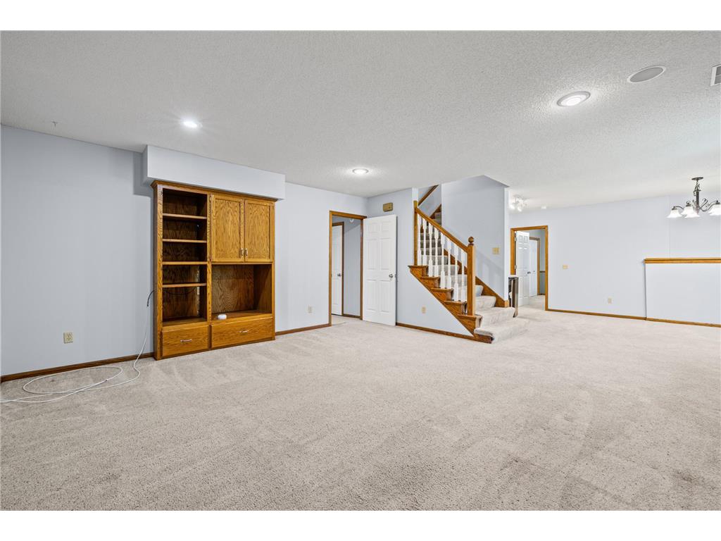 5705 Lois Lane Shoreview MN 55126 7079672 image38