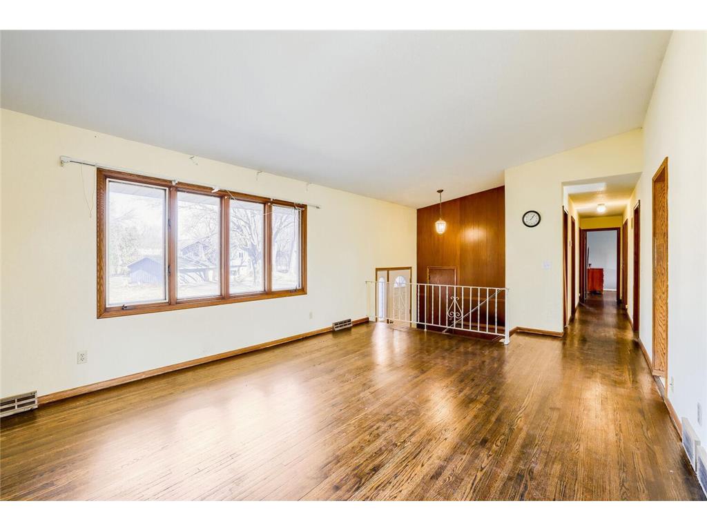 5705 Phoenix Street Golden Valley MN 55422 7020901 image10
