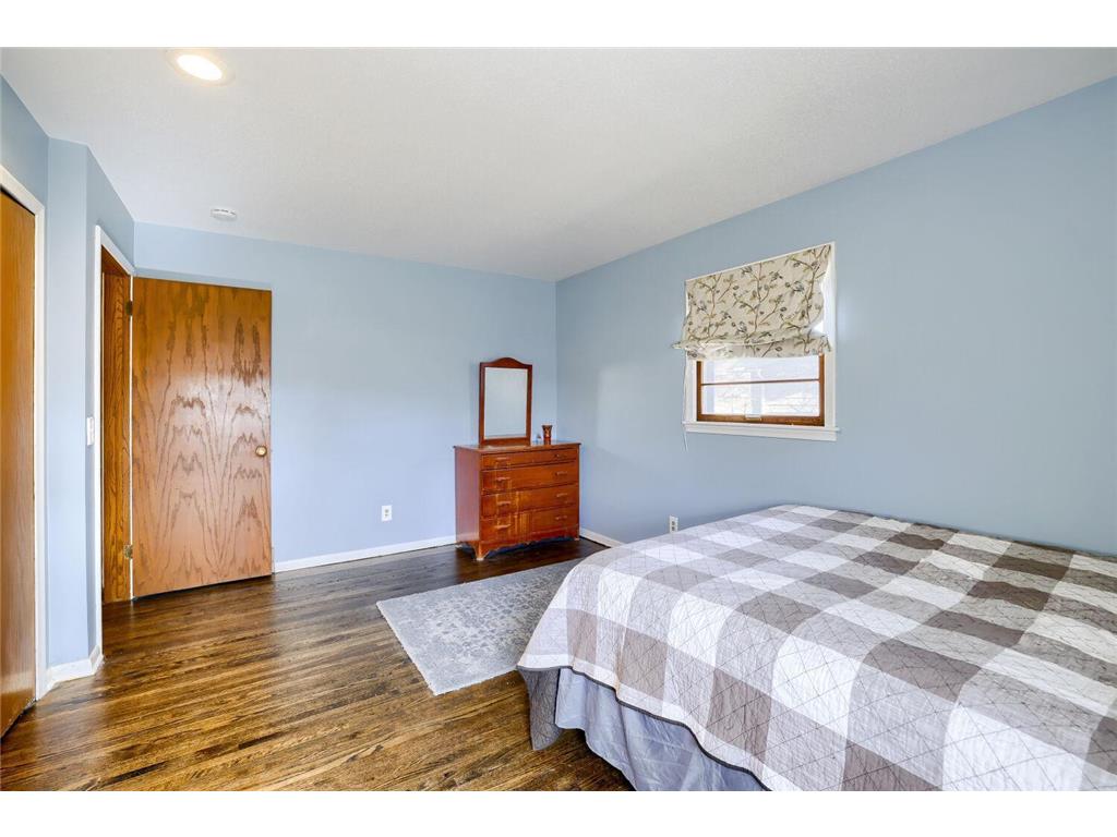 5705 Phoenix Street Golden Valley MN 55422 7020901 image13