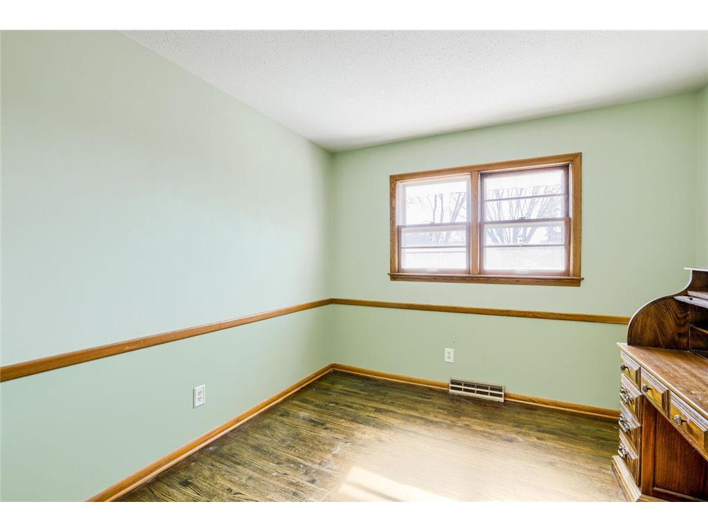 5705 Phoenix Street Golden Valley MN 55422 7020901 image19