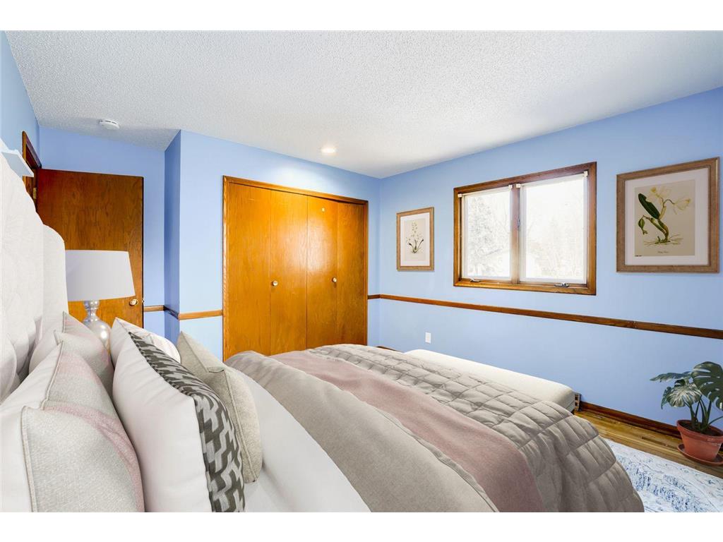 5705 Phoenix Street Golden Valley MN 55422 7020901 image5