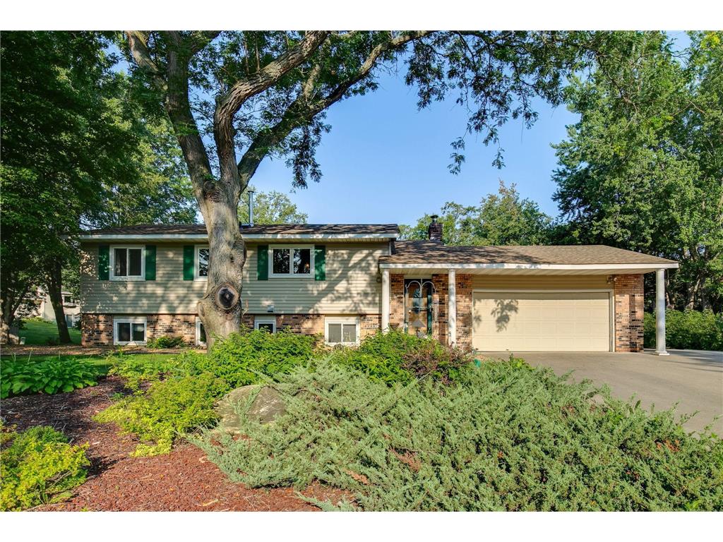 5706 Upper 136th Street Court W Apple Valley MN 55124 6579437 image1
