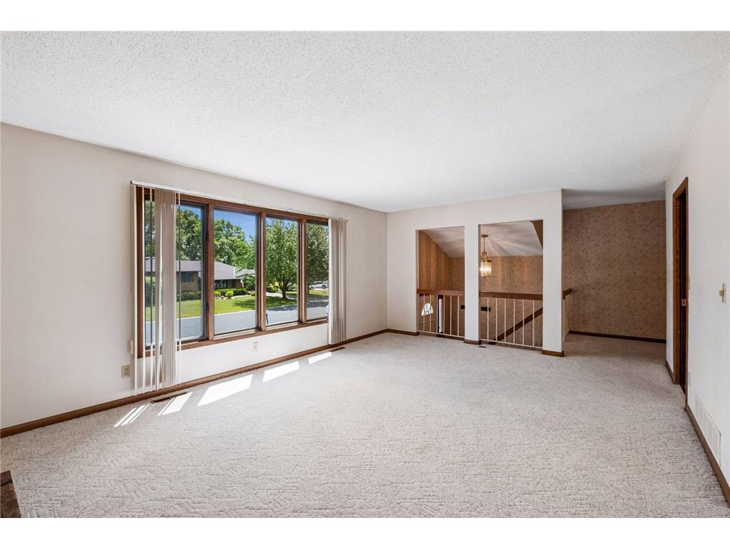 5706 W 98 1/2 Street Bloomington MN 55437 7024999 image20